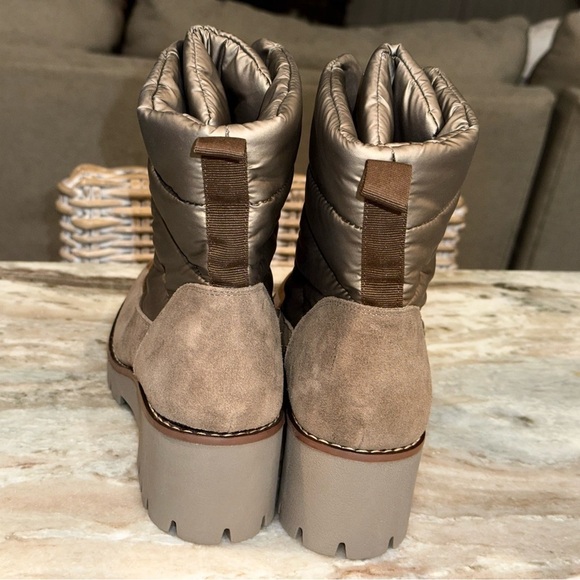 Women’s BLONDO Dapper waterproof bronze boot- Size 9 - Picture 4 of 11